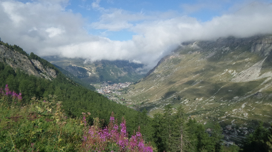 nochmals Blick zurck nach Val d'isere, von weiter oben