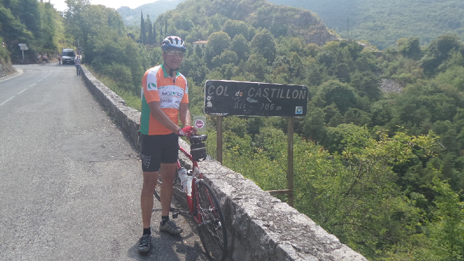 Letzter Pass vor dem Mittelmeer. Col de Castillon auf 706m. Ist aber eher ein Psschen.