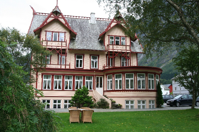 Hotel Union Øye, seit 1891, sehr gemütlich, eingerichtet wie damals